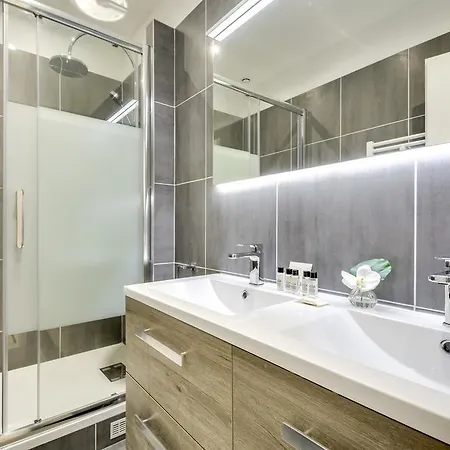 Avec 3 chambre * Paris